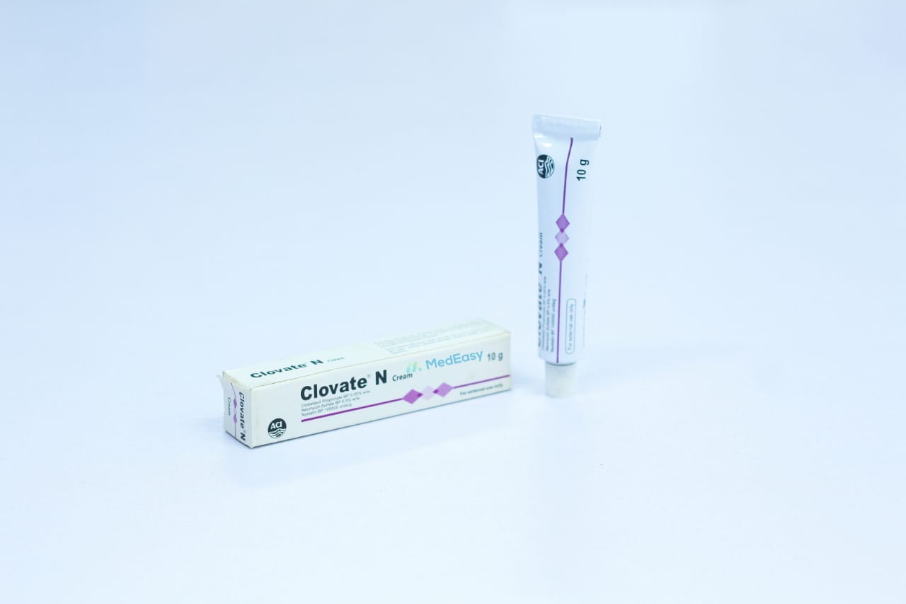 Clovate-N 10 gm (0.5 mg+5 mg+1 Lac IU)