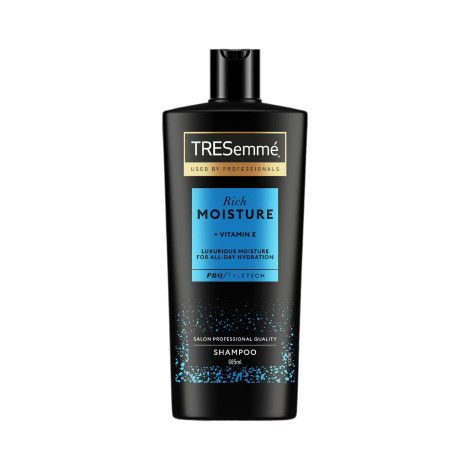 Tresemme Rich Moisture Salon Professional Quality Shampoo 685ml 685ml
